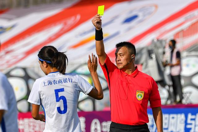 约基奇28+14+14掘金险胜猛龙 步行者克独行侠